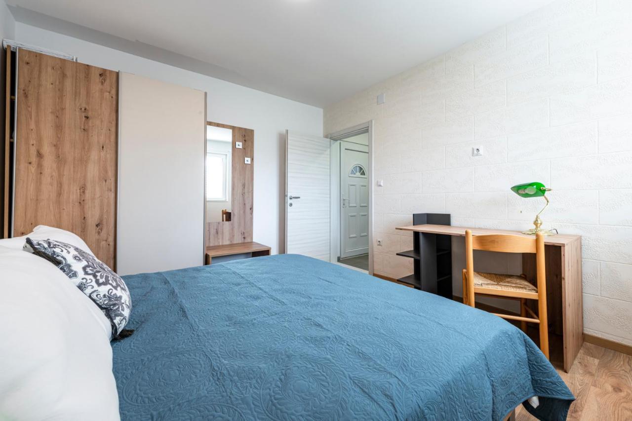 Villa California Apartments Cavtat Ngoại thất bức ảnh